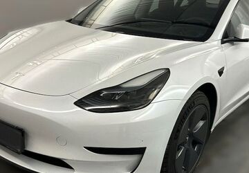 Tesla Model 3 57.300 km 31.800 &euro; Bochum 44803
