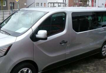 Renault Trafic 87.000 km 23.950 &euro; Dinslaken 46537