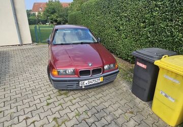 BMW 318 121.121 km 2.000 &euro; Gelsenkirchen 45899