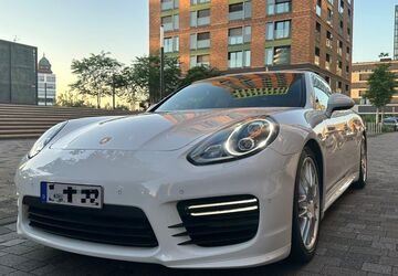 Porsche Panamera 84.500 km 41.500 &euro; Mülheim an der Ruhr 45472