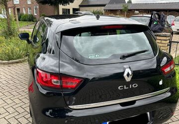Renault Clio 140.700 km 4.850 &euro; Voerde 46562