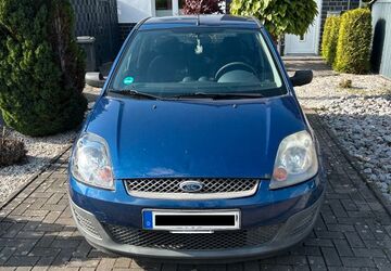 Ford Fiesta 150.000 km 1.990 &euro; Velen 46342