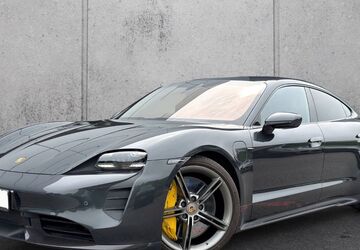 Porsche Taycan 79.751 km 82.490 &euro; Recklinghausen 45665