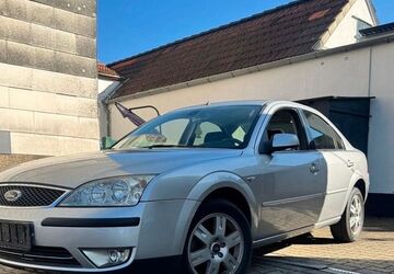 Ford Mondeo 129.545 km 3.500 &euro; Bochum 44793