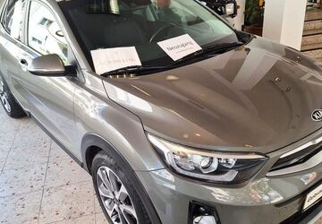 Kia Stonic 19.000 km 16.980 &euro; Oberhausen 46045