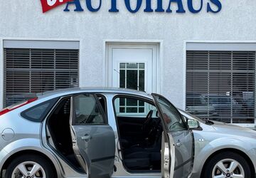 Ford Focus 74.000 km 3.999 &euro; Marl 45770