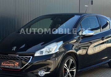 Peugeot 208 120.336 km 7.900 &euro; Oer-Erkenschwick 45739