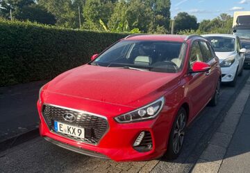 Hyundai i30 54.500 km 10.490 &euro; Essen 45326