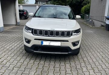 Jeep Compass 105.700 km 14.101 &euro; Bottrop 46242