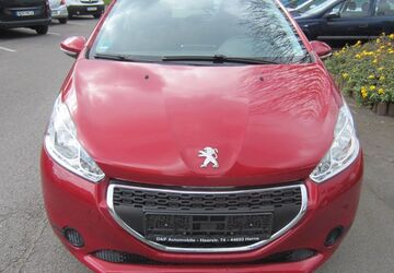 Peugeot 208 166.340 km 2.490 &euro; Herne 44653