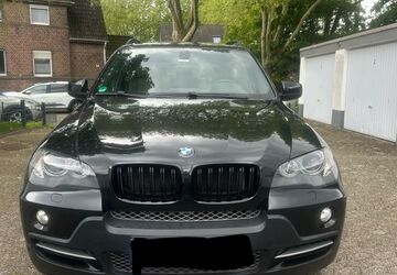 BMW X5 265.236 km 8.990 &euro; Oberhausen 46047