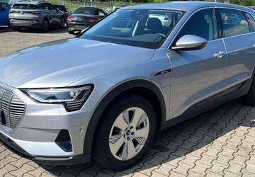 Audi e-tron 61.575 km 28.998 &euro; Datteln 45711