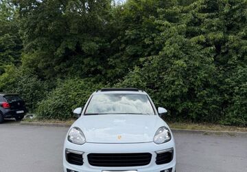 Porsche Cayenne 218.000 km 33.999 &euro; Dortmund 44328