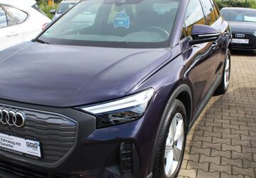 Audi Q4 e-tron 49.400 km 33.950 &euro; Mülheim a.d.Ruhr 45472
