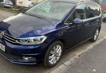 VW Touran 109.412 km 17.900 &euro; Marl 45772