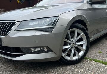 Skoda Superb 39.000 km 18.950 &euro; Mülheim 45478
