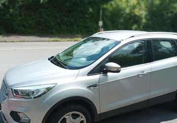 Ford Kuga 94.500 km 17.200 &euro; Bochum 44892