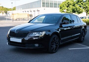 Skoda Superb 151.000 km 10.000 &euro; Marl 45768
