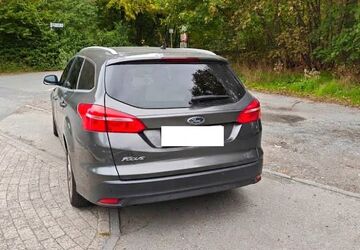 Ford Focus 176.500 km 5.300 &euro; Marl 45768