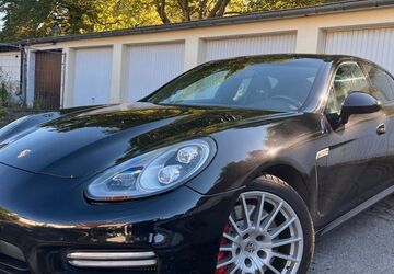 Porsche Panamera 260.000 km 27.090 &euro; Dortmund 44328