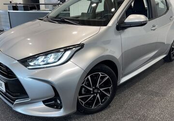 Toyota Yaris 26.000 km 16.490 &euro; Marl/Recklinghausen 45770