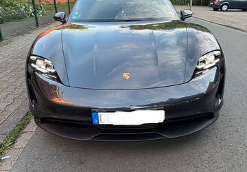 Porsche Taycan 71.000 km 69.615 &euro; Gelsenkirchen 45899