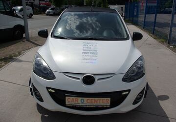 Mazda 2 211.000 km 3.300 &euro; Bottrop 46242